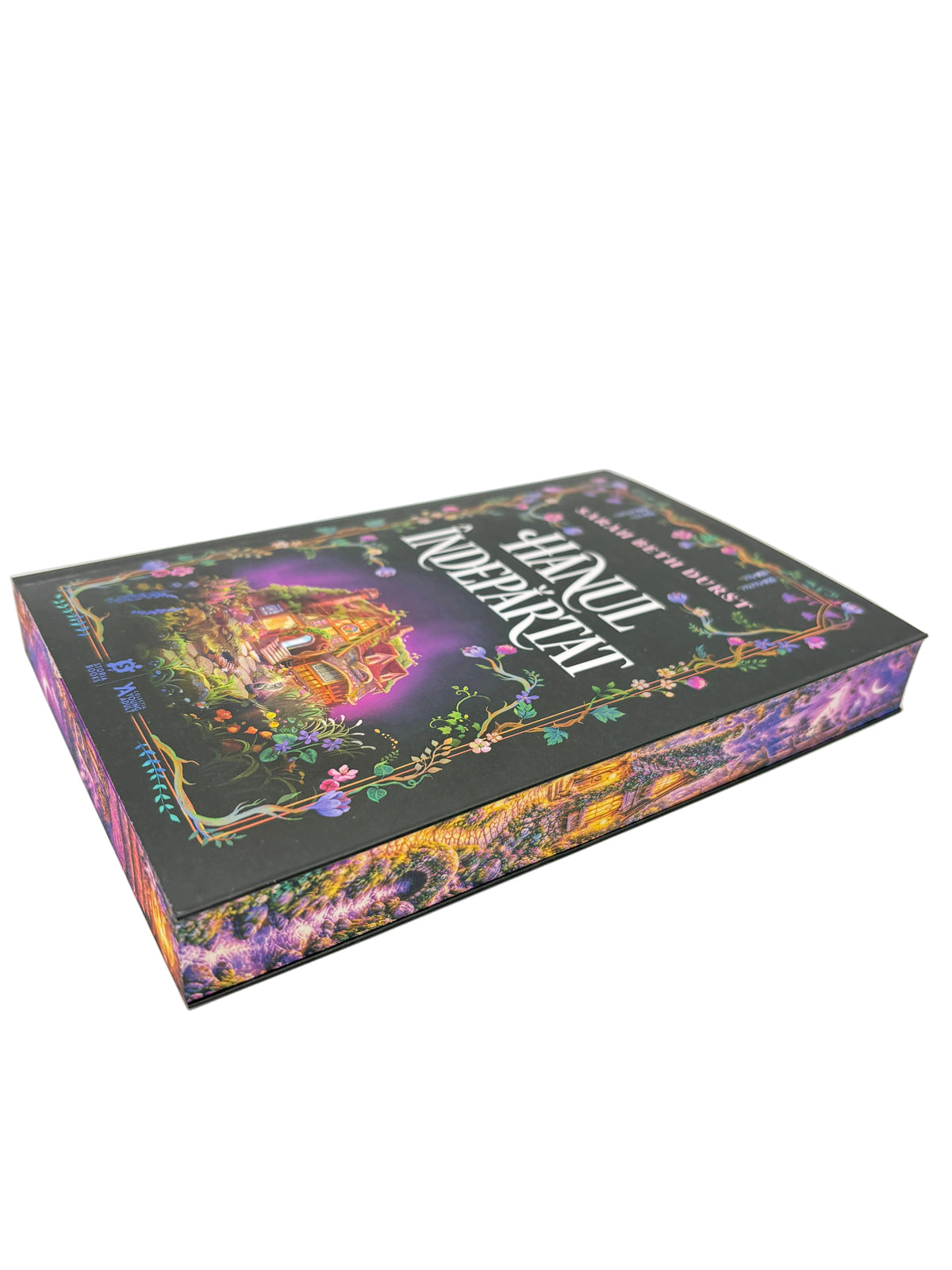 Hanul îndepărtat - printed edges - Sarah Beth Durst