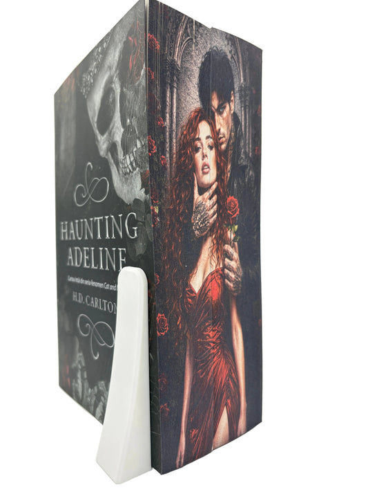 Seria Cat and Mouse - Haunting și Hunting Adeline - printed edges (2)