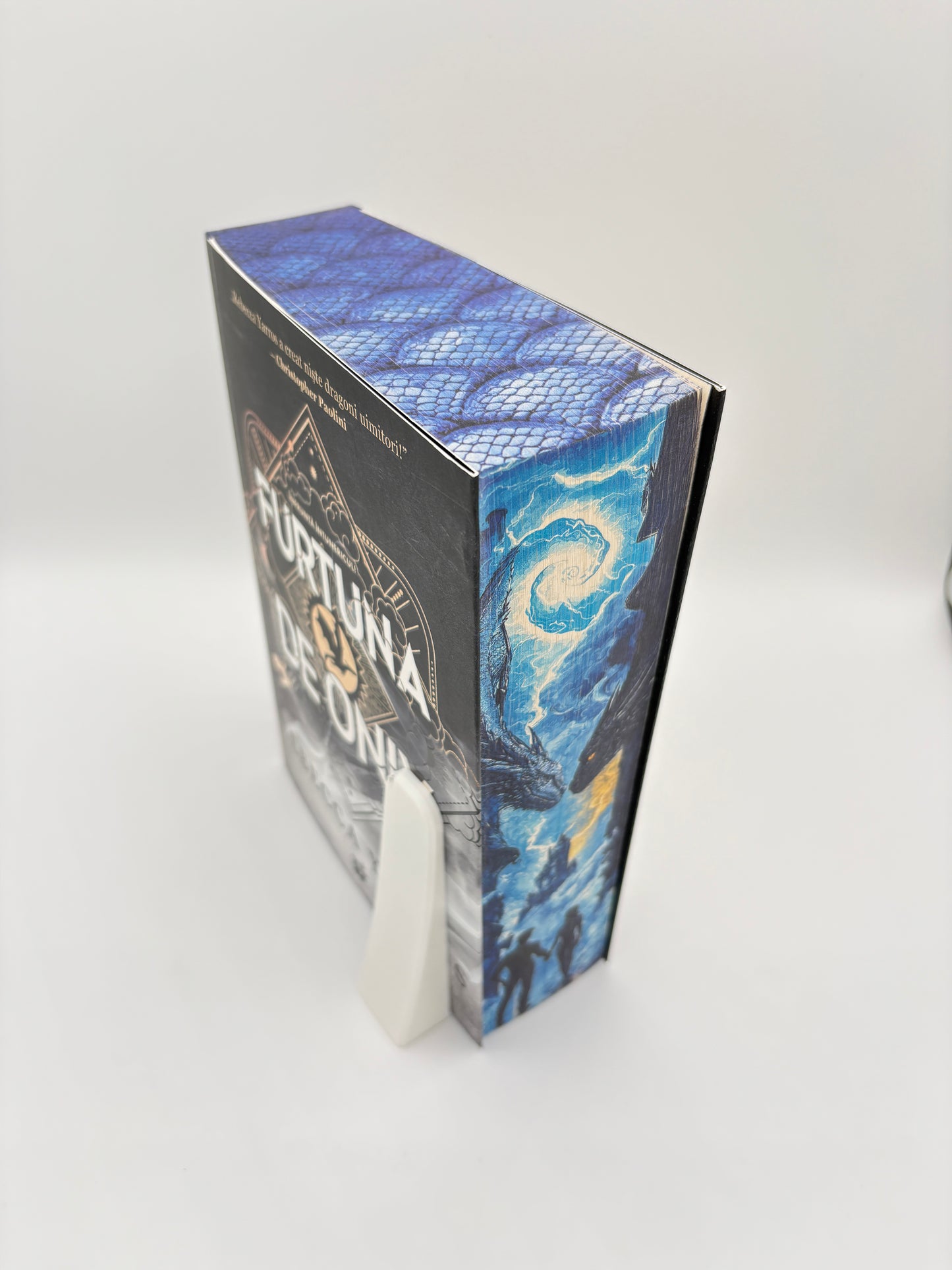 Furtuna de onix cu printed edges - Rebecca Yarros