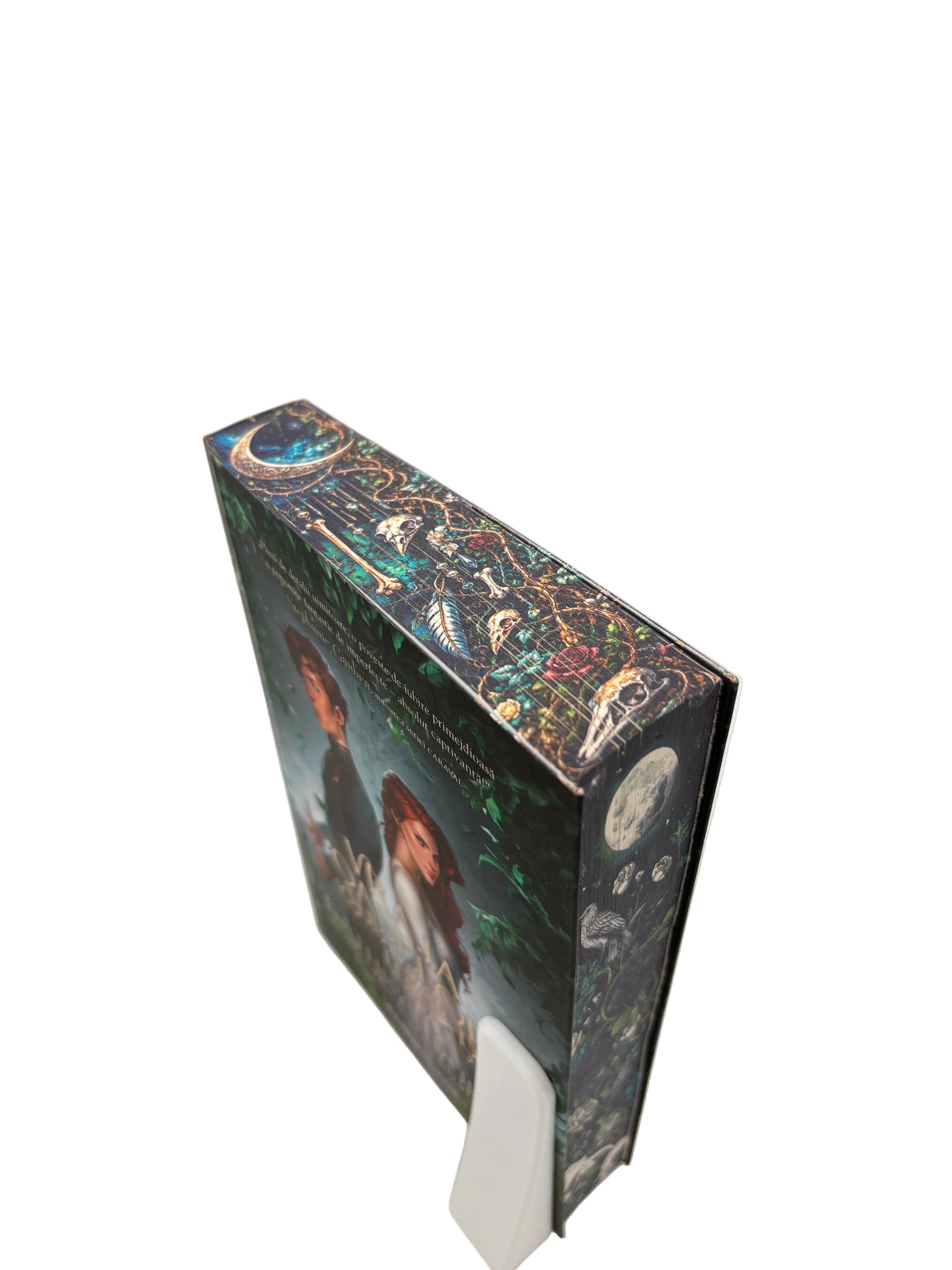 Vraja oaselor sub clar de lună - printed edges - Kathryn Purdie