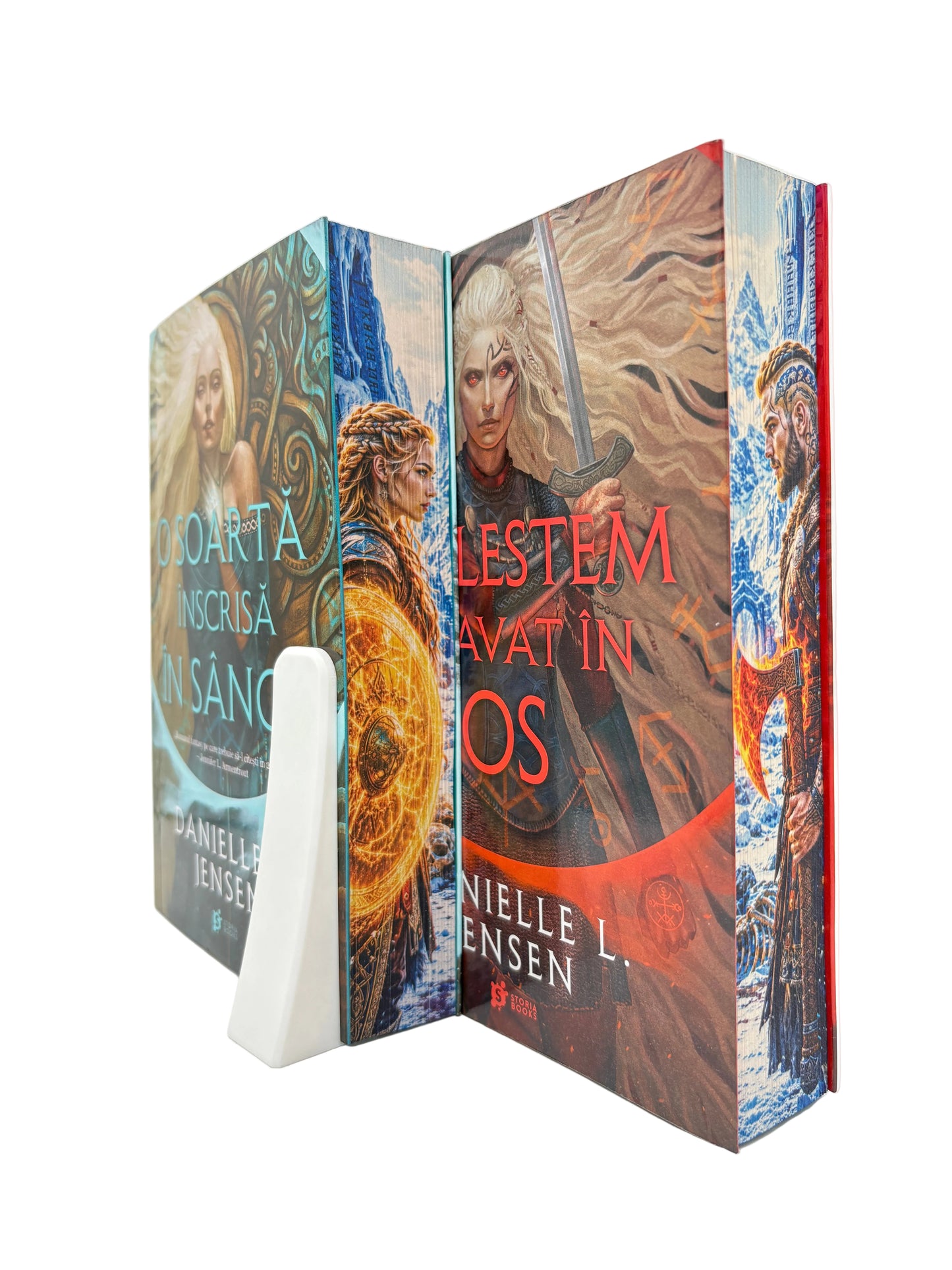 Saga celor nesortiți - 2 volume - printed edges - Danielle L. Jensen