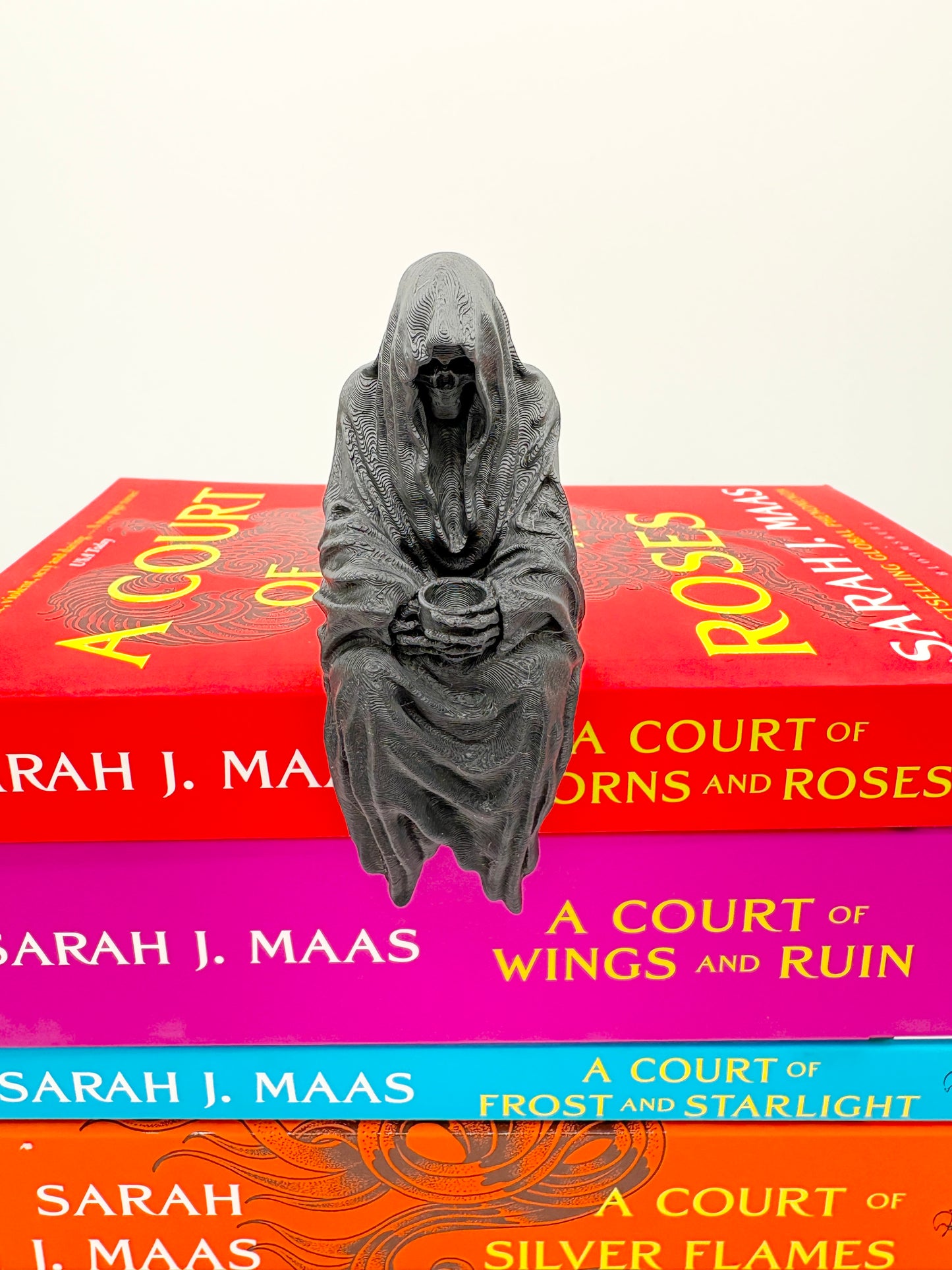 Obiect decorativ gotic - inspirat din Suriel