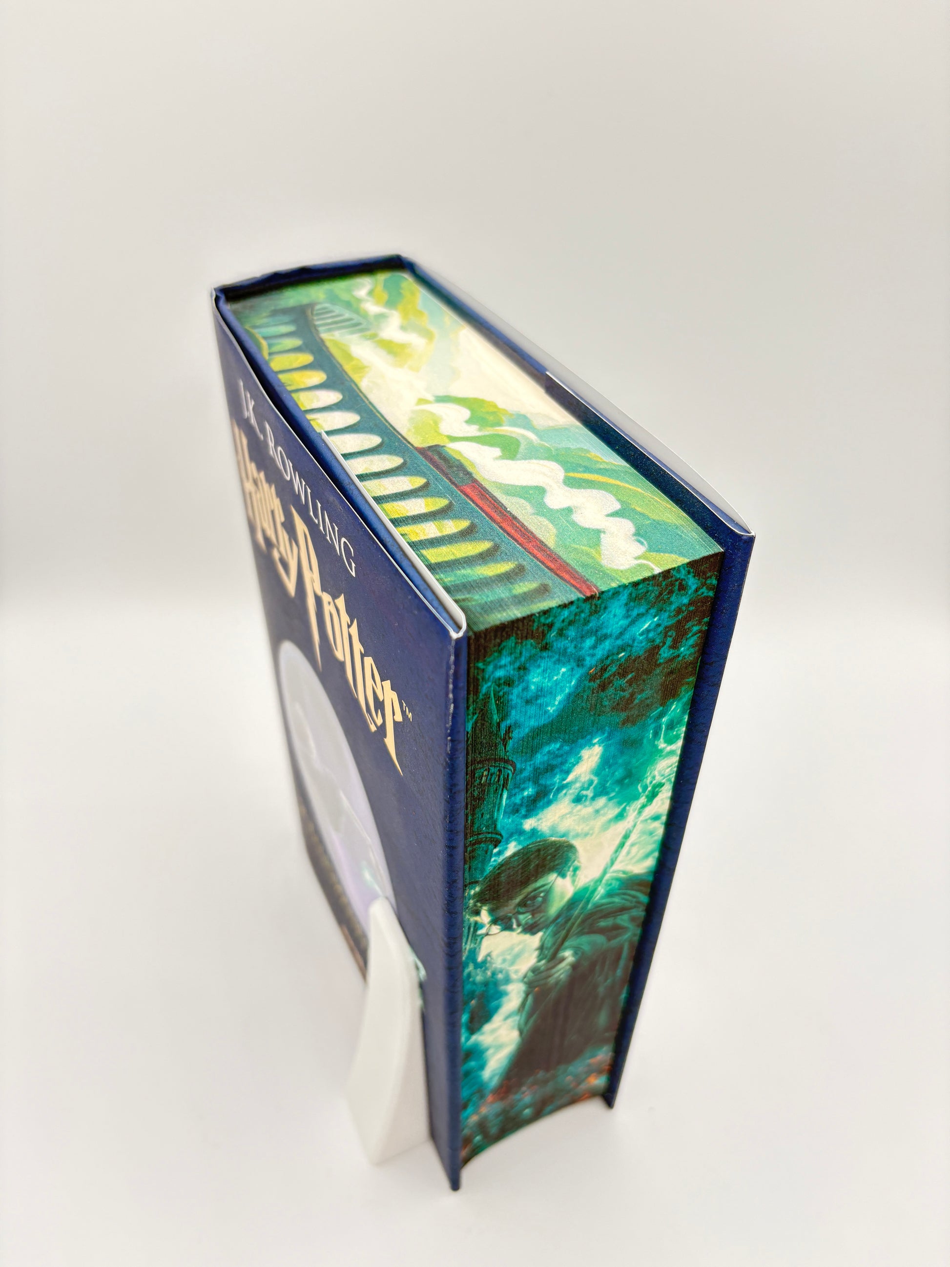 Harry Potter și Talismanele Morții - printed edges - tanarul vrajitor 