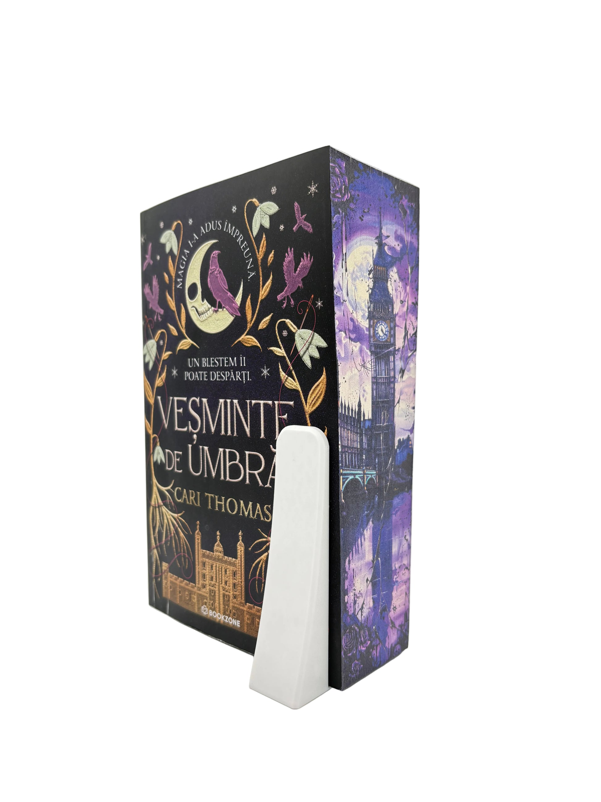 Veșminte de umbră - printed edges