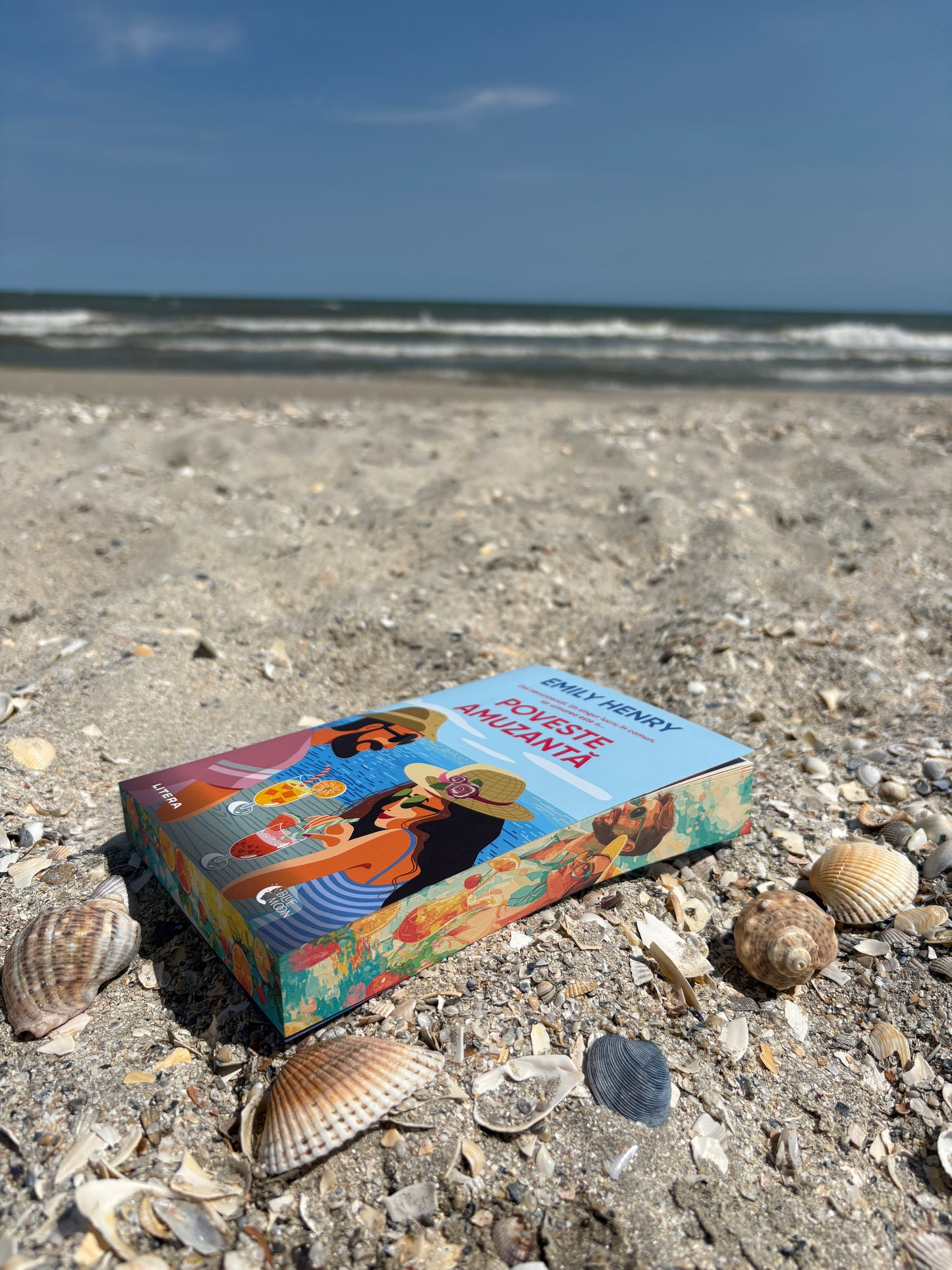 Funny Story - printed edges - Emily Henry