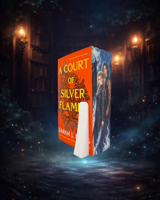 A Court of Silver Flames with printed edges - Sarah J. Maas