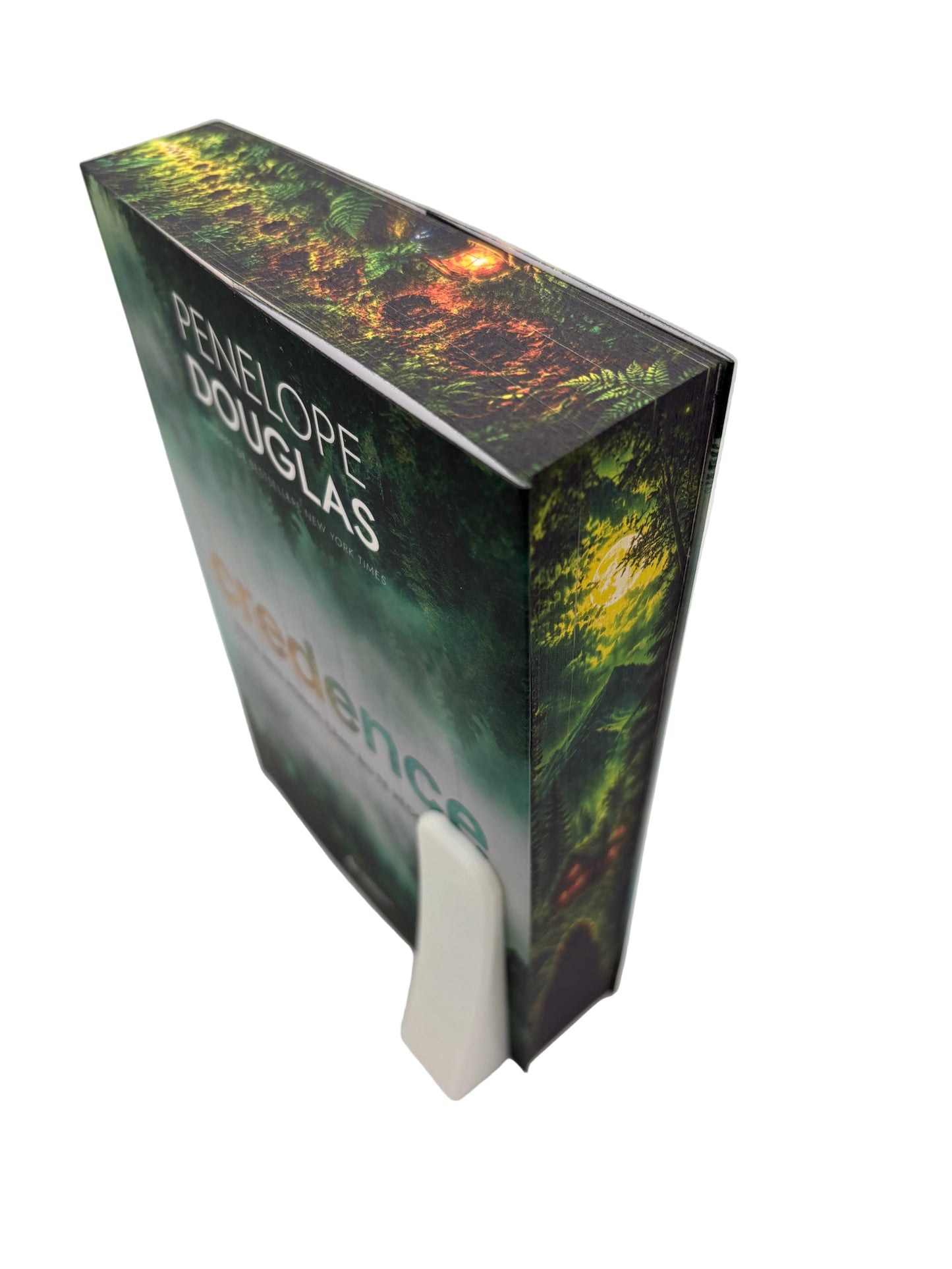 Credence - printed edges - Penelope Douglas