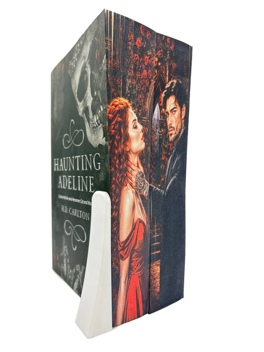 Seria Cat and Mouse - Haunting și Hunting Adeline - printed edges (1)