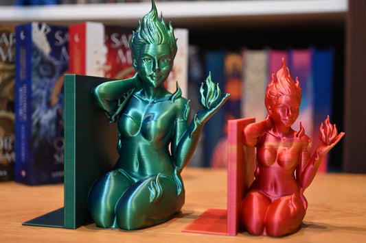 Suport pentru cărți - Spiritul Focului,  doua figurine feminine transformate in opritoare pentru carti