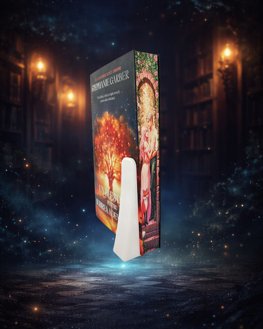 Un blestem pentru iubirea adevărată cu printed edges