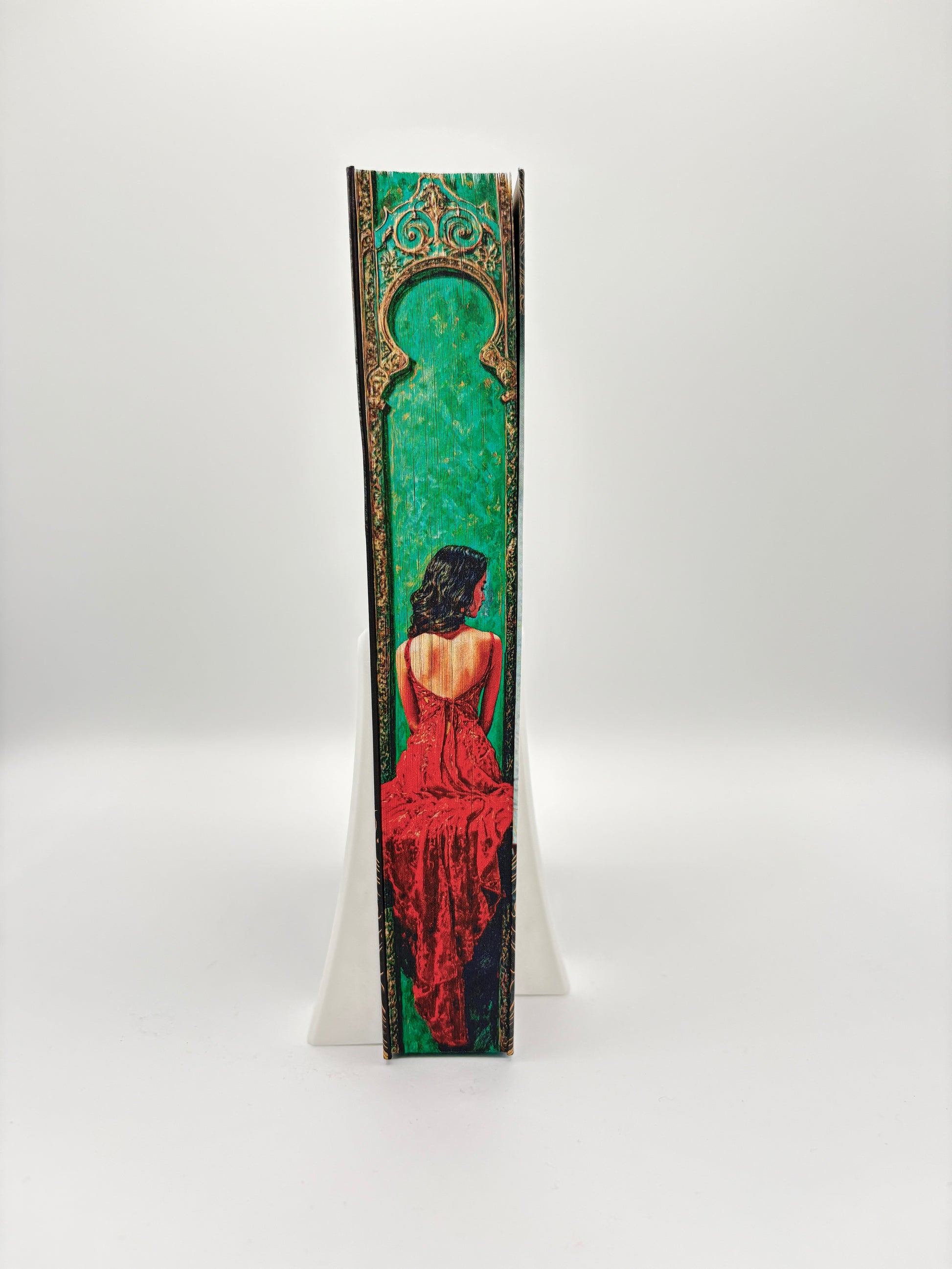 O fereastră întunecată - printed edges