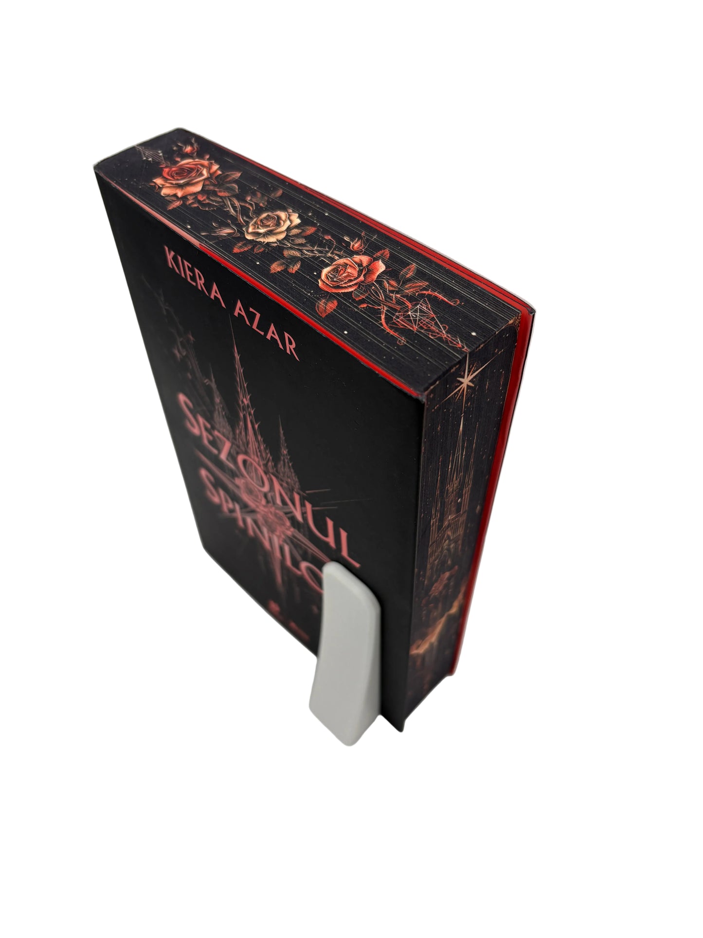 Sezonul spinilor - printed edges, Kiera Azar