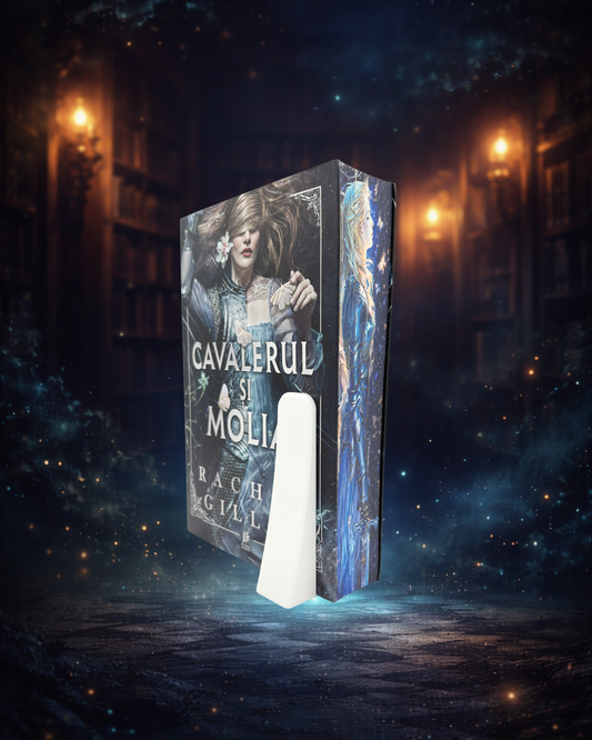 Cavalerul și molia cu printed edges - Rachel Gillig