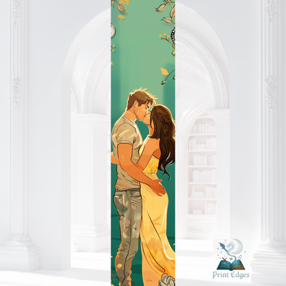 Design pentru printed edges - Hopeless– cuplu îndrăgostit în tonuri de verde și galben, el poartă tricou gri, ea rochie galbenă, pe fundal cu frunze aurii.