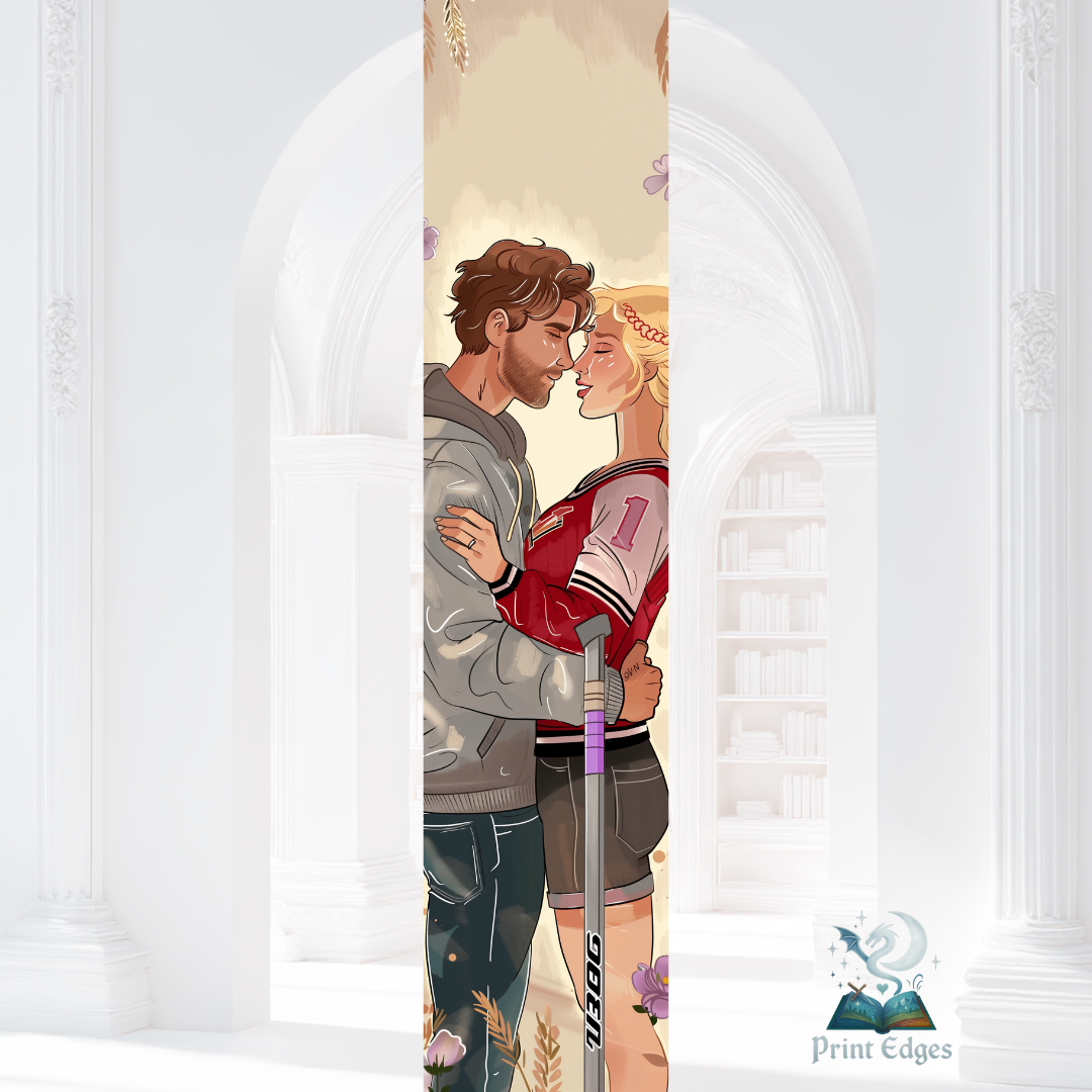 Design pentru printed edges - Inspirat din Powerless– cuplu tânăr în îmbrățișare, el poartă hanorac, ea geacă roșie de sport și ține o crosă de hochei, fundal cu flori mov.