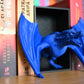 obiect bookish dragon albastru intre carti fantasy