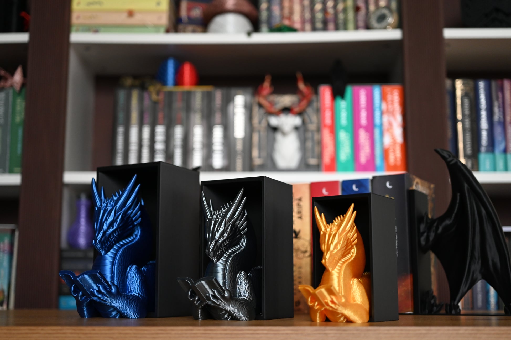 3 seturi de Book Nook Dragonul Cititor