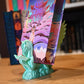 book holder pegasus culoarea mentei expunand o carte cu printed edges