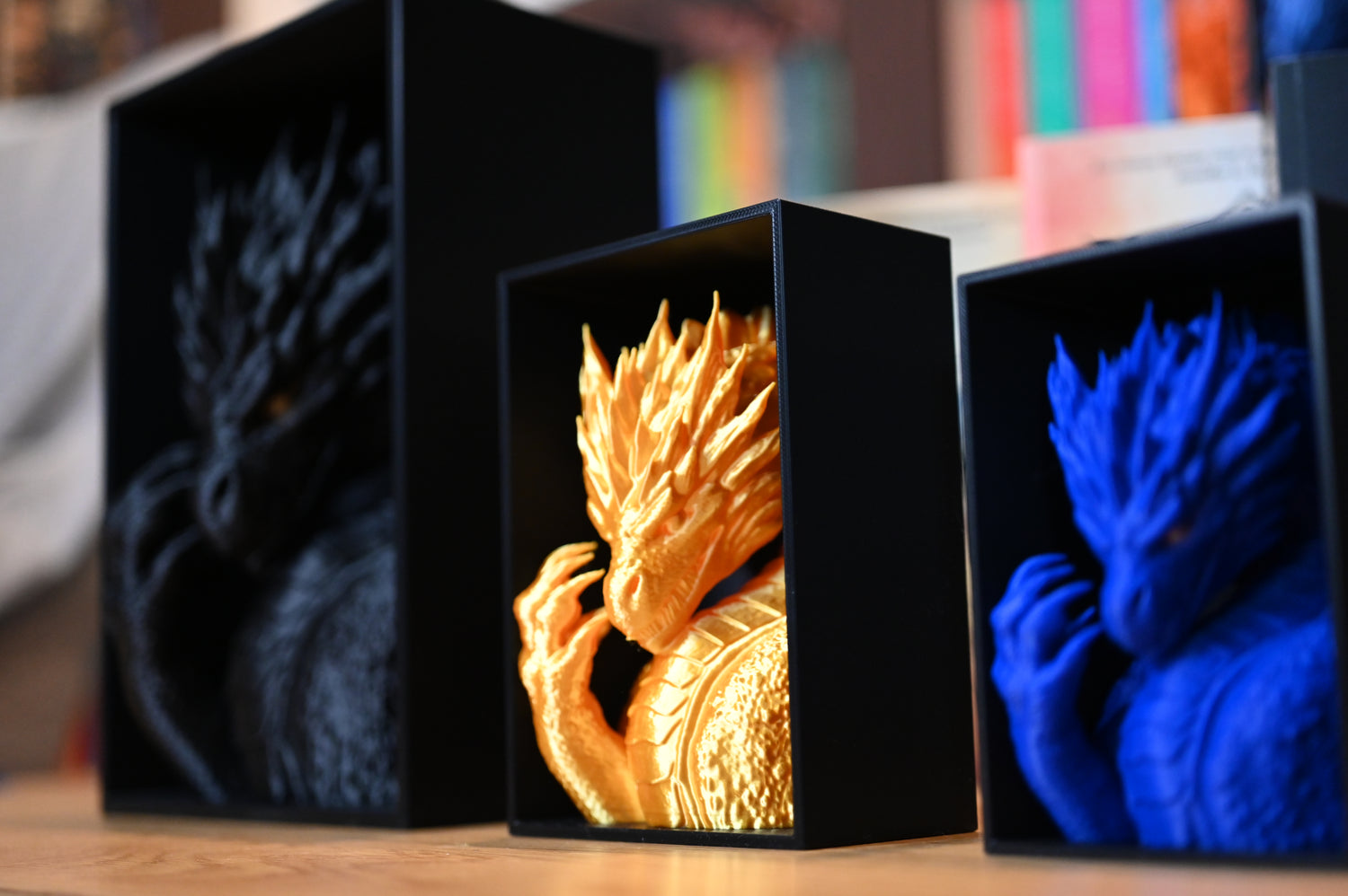 diorame pentru biblioteca cu dragoni inspirati din seria Empyrean